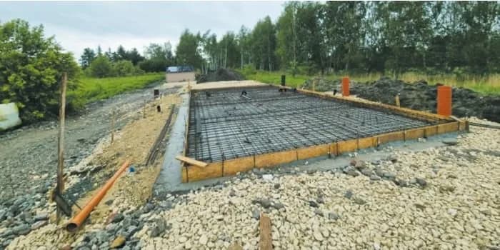 Fundamenty czy płyta fundamentowa: jak wybrać najlepsze rozwiązanie dla domu Fundamenty czy płyta fundamentowa: jak wybrać najlepsze rozwiązanie dla domu