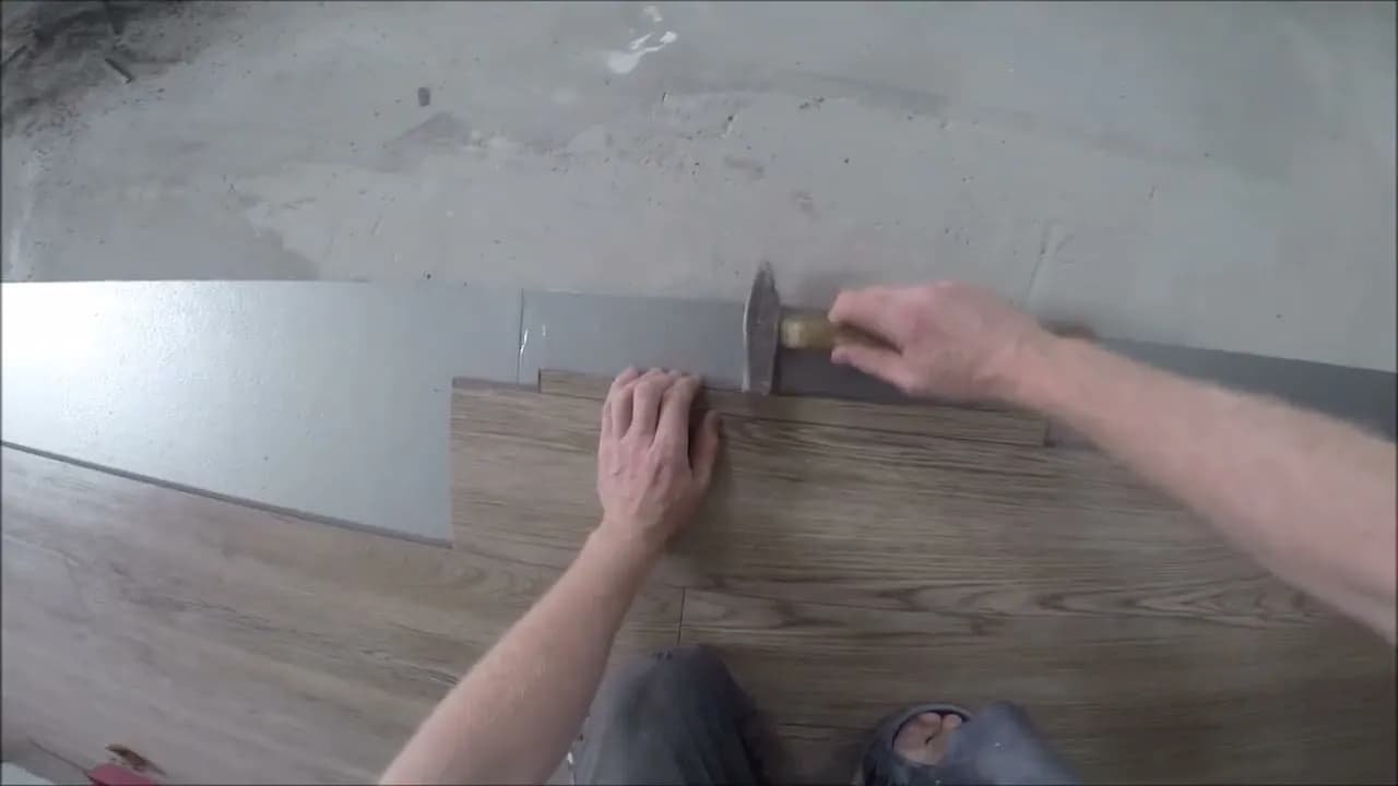 Najlepsze alternatywy zamiast listwy progowej: 6 skutecznych rozwiązań Najlepsze alternatywy zamiast listwy progowej: 6 skutecznych rozwiązań