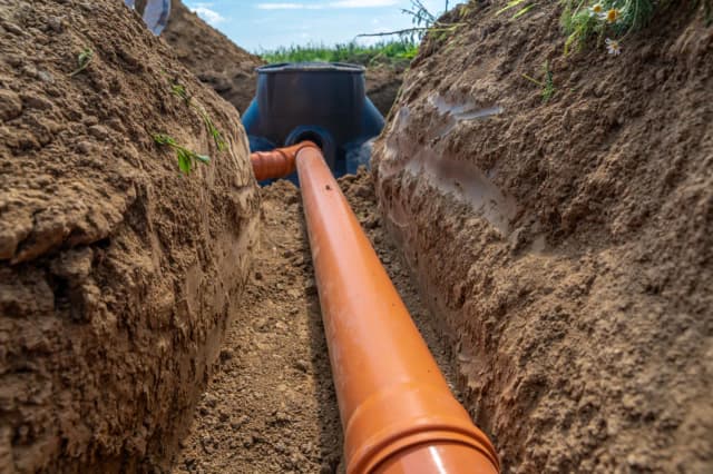 Jak dobrać spadek dla rur PVC 110 w instalacji kanalizacyjnej? Jak dobrać spadek dla rur PVC 110 w instalacji kanalizacyjnej?