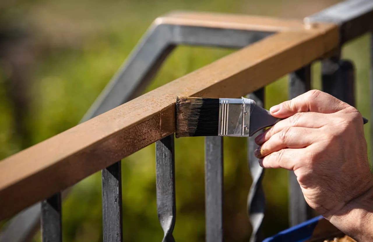 Skuteczne sposoby na to, czym wyczyścić metalowe ogrodzenie Skuteczne sposoby na to, czym wyczyścić metalowe ogrodzenie