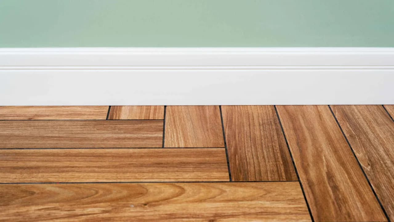 Jak dobrać listwę do płytek 8mm - kompletny poradnik dla remontujących Jak dobrać listwę do płytek 8mm - kompletny poradnik dla remontujących